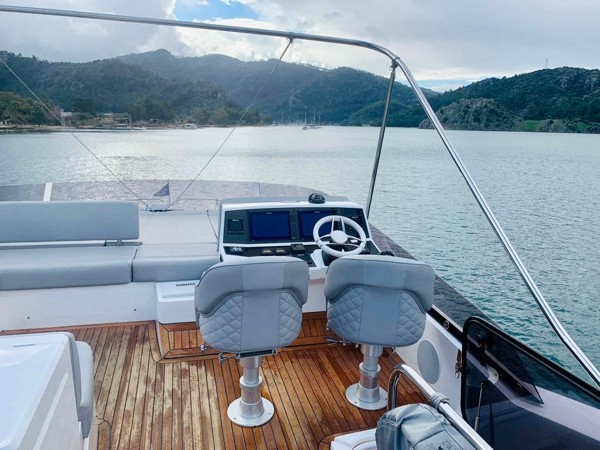 2020 SUNSEEKER MANHATTAN 52