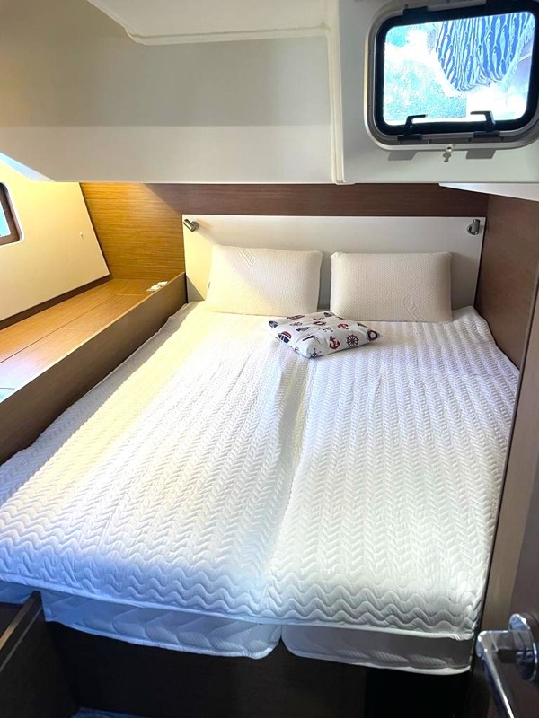 2021 BENETEAU OCEANIS 51.1