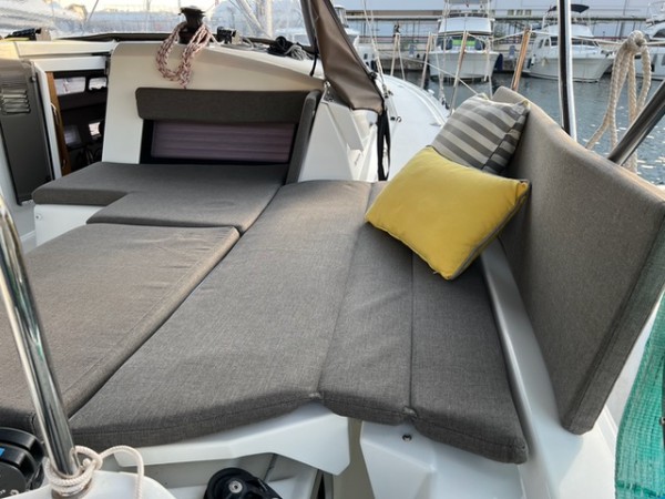 2023 JEANNEAU SUN ODYSSEY 440