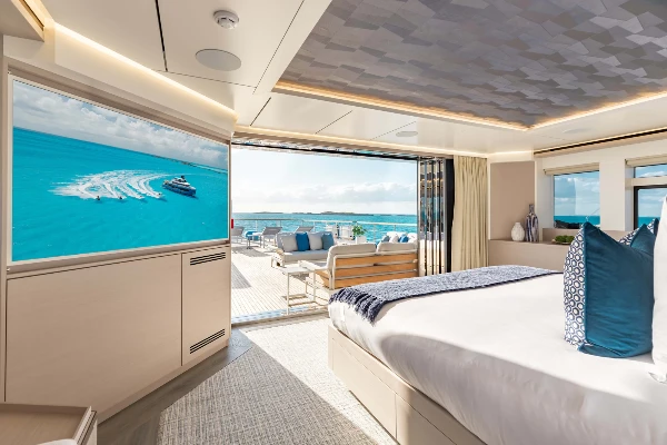 2022 MOTOR YACHT 37M