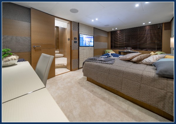 2014 PRINCESS 82