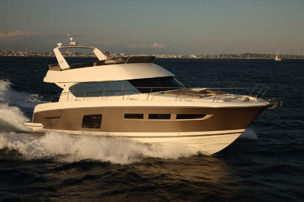 2011 PRESTIGE 60 FLY