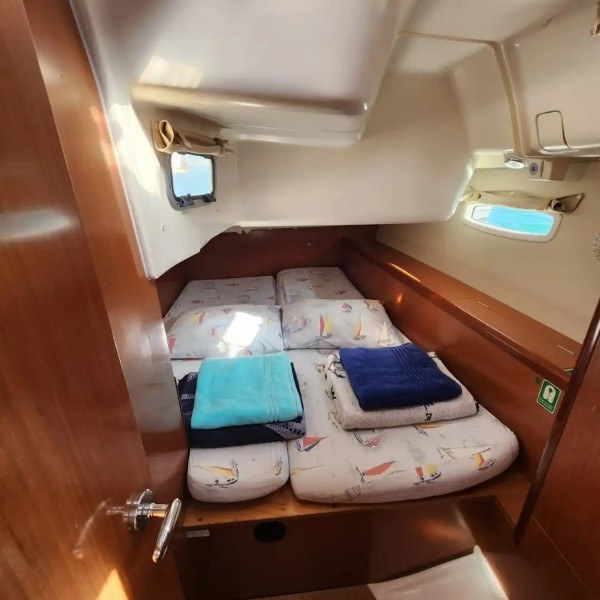 2008 BENETEAU OCEANIS 40 