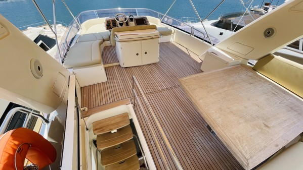 2011 PRESTIGE 60 FLY