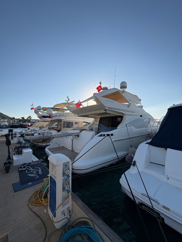 2007 AZIMUT 55 E