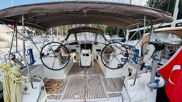 2013 JEANNEAU SUN ODYSSEY 469