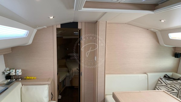 2018 JEANNEAU 51