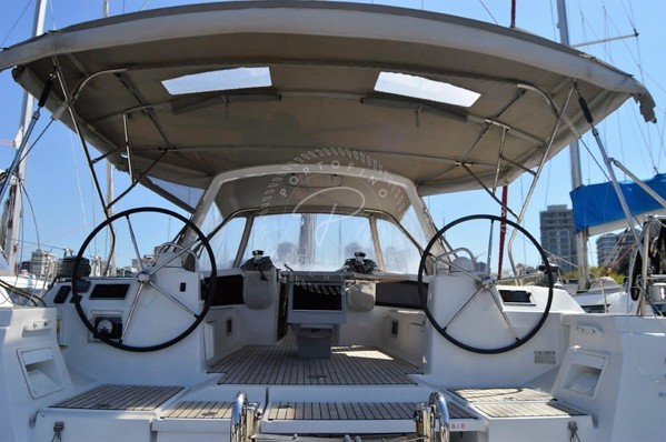 2015 BENETEAU OCEANIS 48