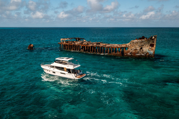 2025 BENETEAU SWIFT TRAWLER 48