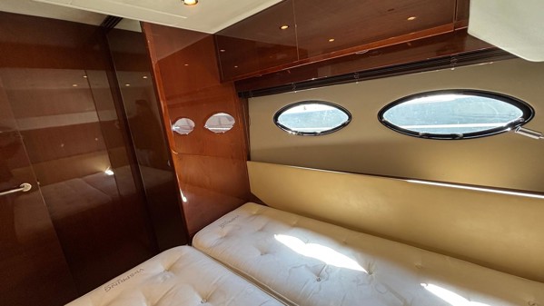 2013 PRINCESS 56 FLY 