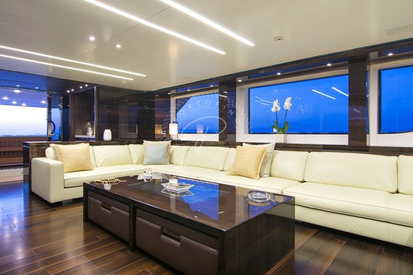 2012 SANLORENZO 38M