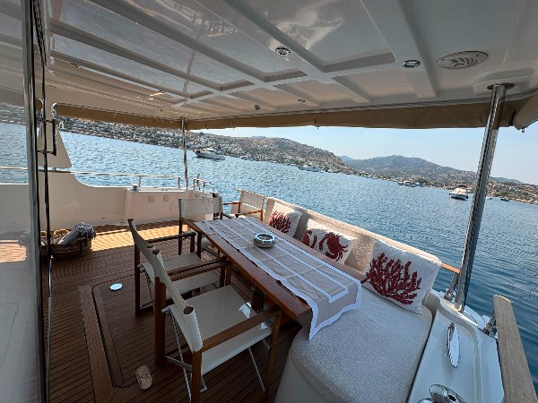 2011 BENETEAU SWIFT TRAWLER 52