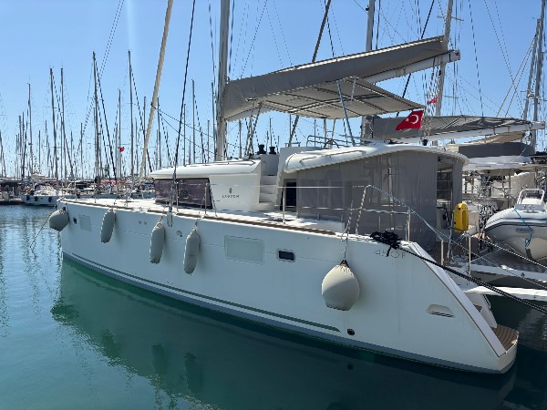 2019 LAGOON 450 F OWNER'S VERSION