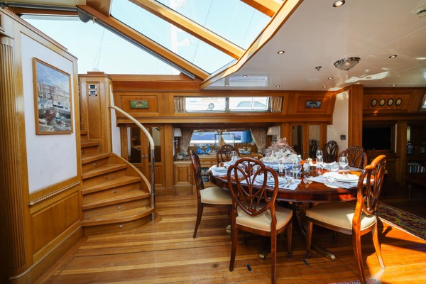 2001/2022 ROYAL DENSHIP 110 SLOOP 