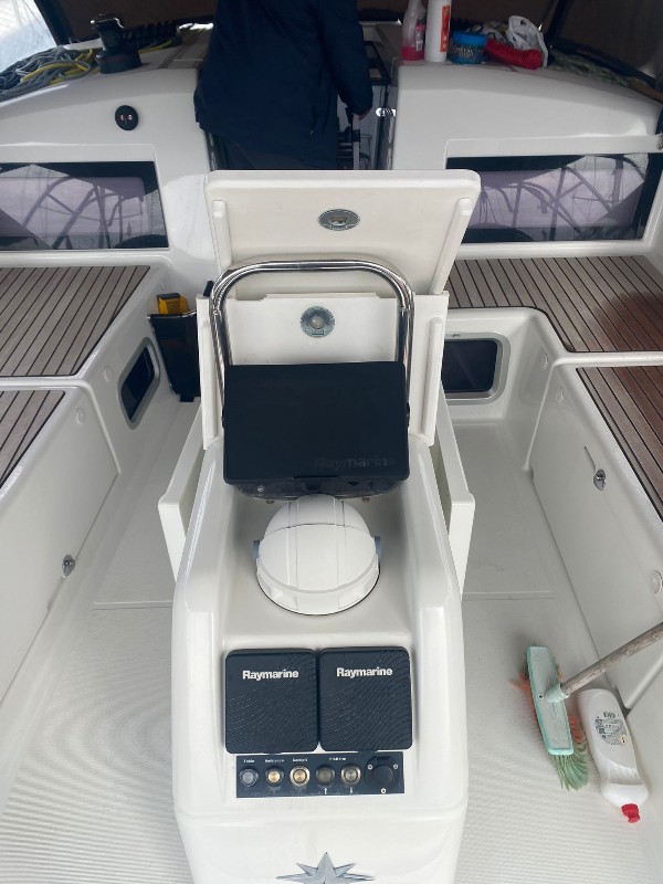 2021 JEANNEAU SUN ODYSSEY 440