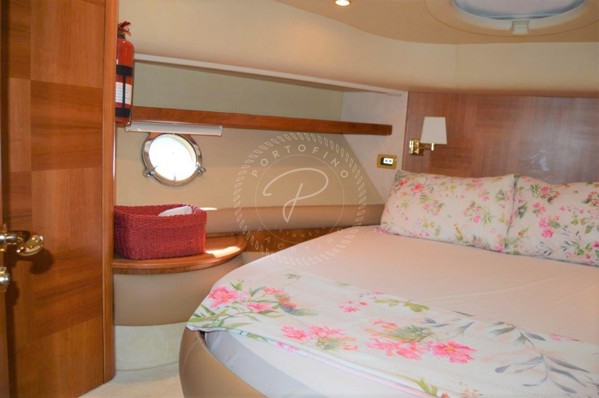 2010 AZIMUT 55 FLY