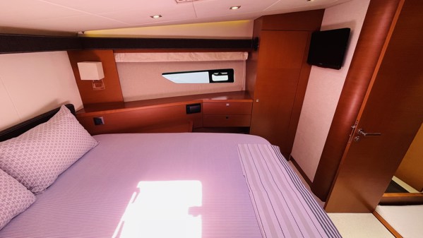 2011 PRESTIGE 60 FLY