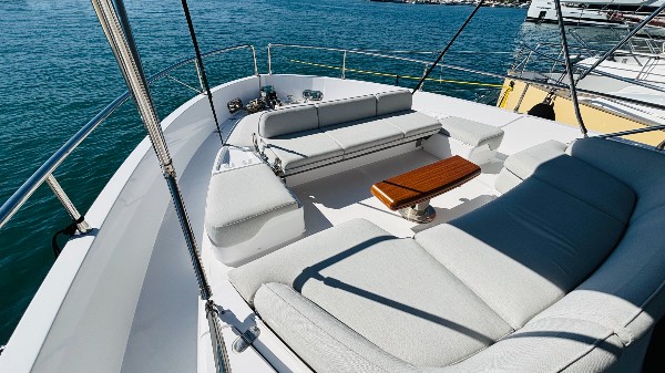 2025 AZIMUT MAGELLANO 60