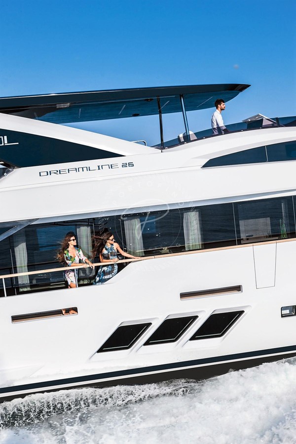 2018 DREAMLINE 26 NAVETTA