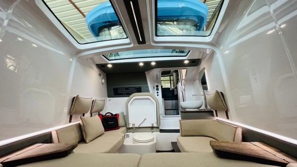 2021 AXOPAR 37 XC CROSS CABIN BRABUS LINE