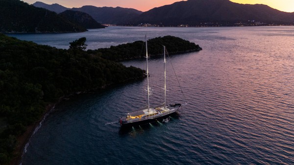 2010/2020 MOTOR SAILER 44 M 