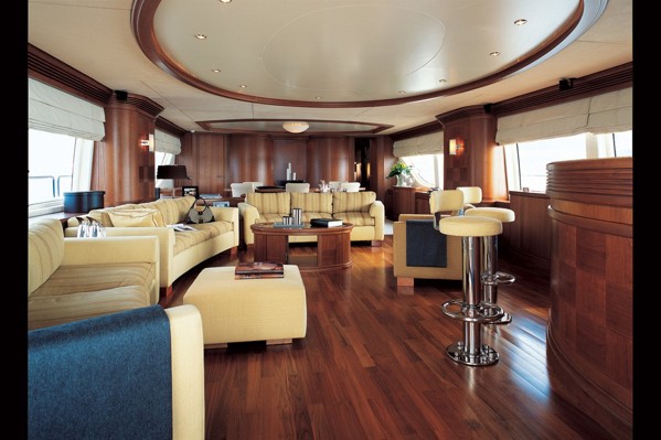 AZIMUT GRANDE 116