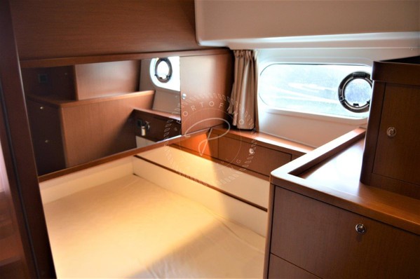 2015 BENETEAU SWIFT TRAWLER 44