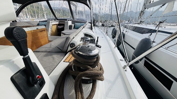 2018 JEANNEAU 54
