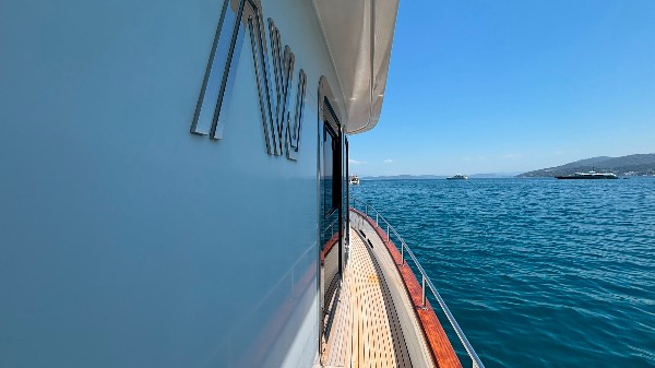 2014 CUSTOM TRAWLER STEEL 21M