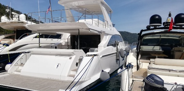 2019 AZIMUT 66 FLY