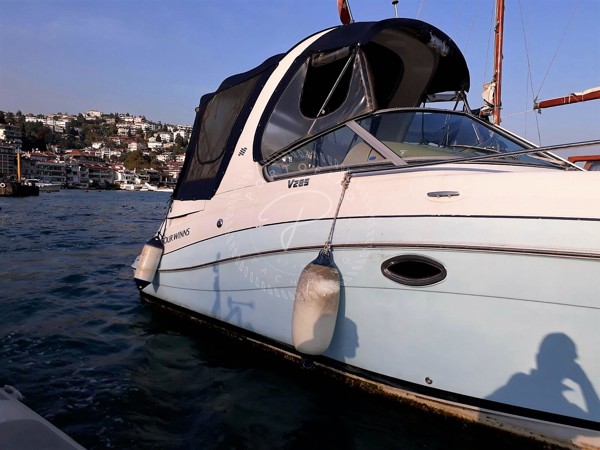 2010 FOUR WINNS V285