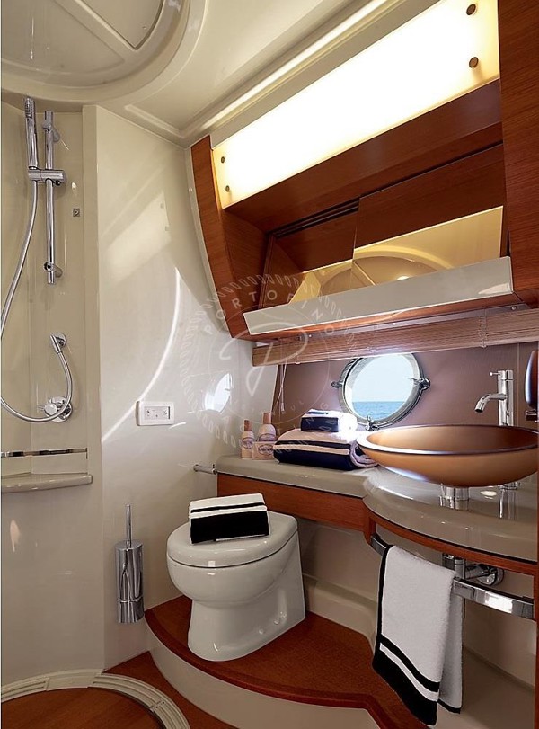 2012 AZIMUT 60 FLY