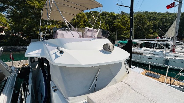 2018 BENETEAU SWIFT TRAWLER 30