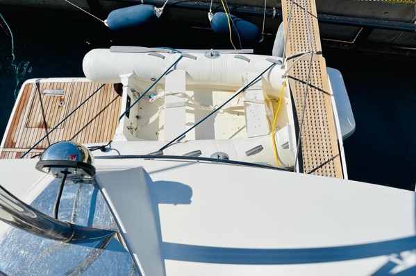 2017 PRESTIGE 420 FLY
