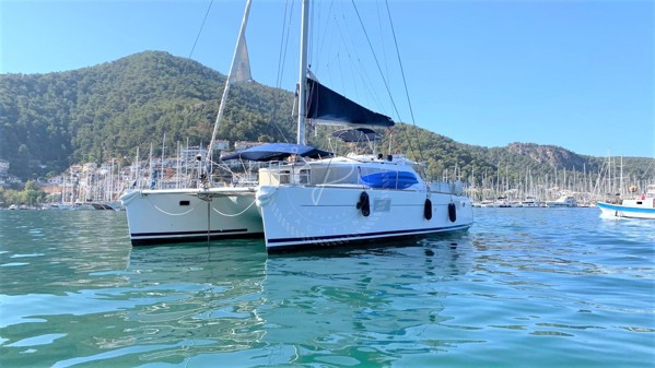 2007 LAGOON 440