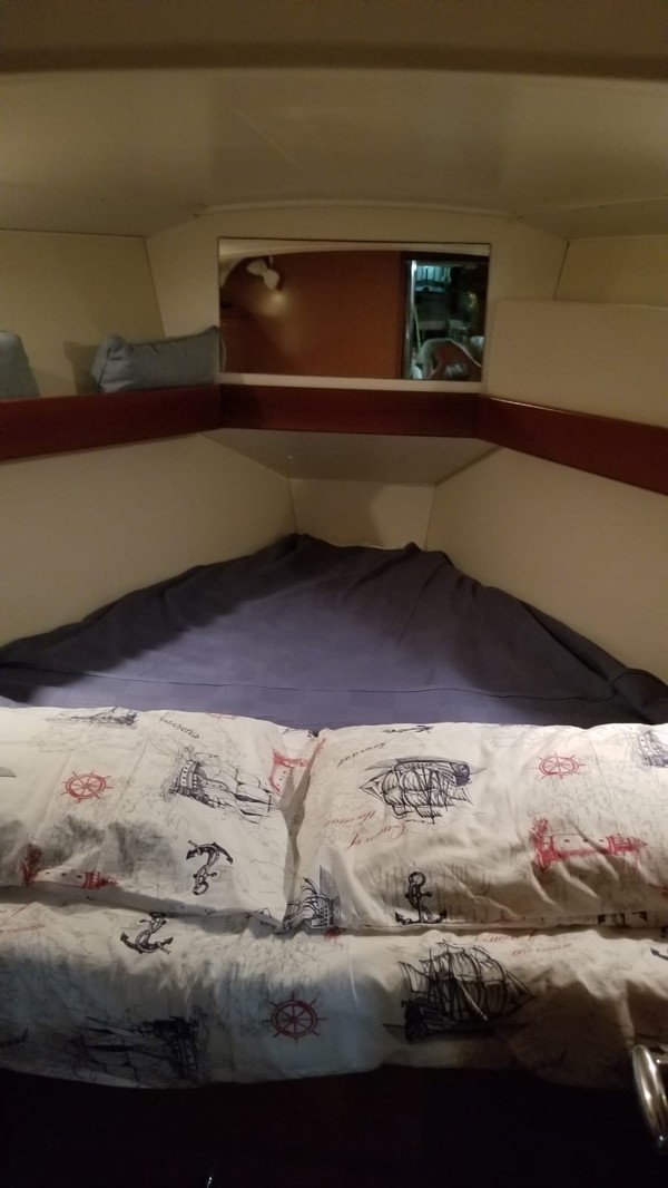 2008 BENETEAU OCEANIS 37