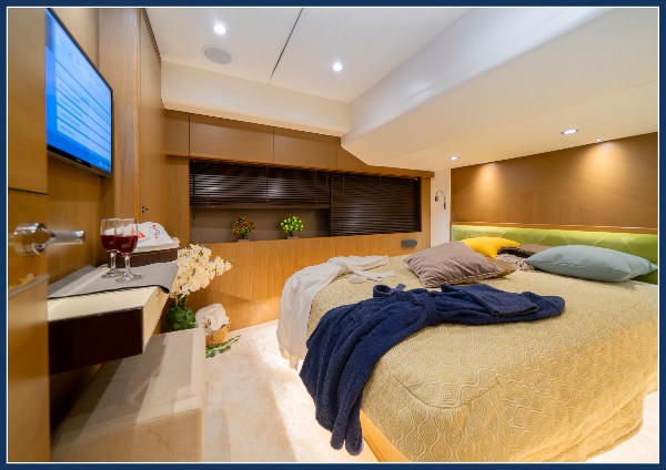 2014 PRINCESS 82