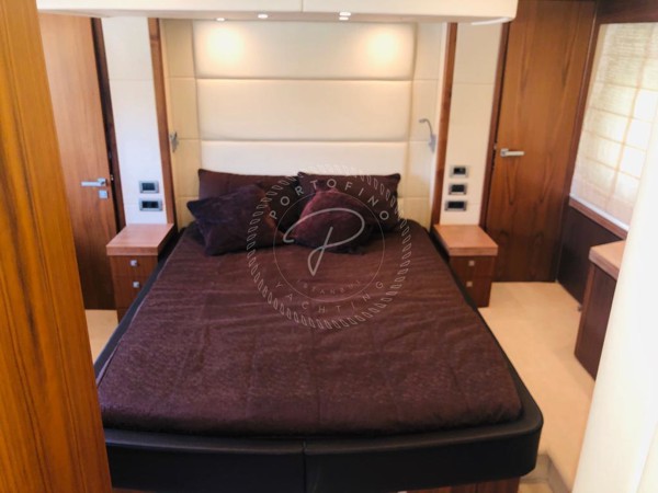 2011 SUNSEEKER MANHATTAN 63