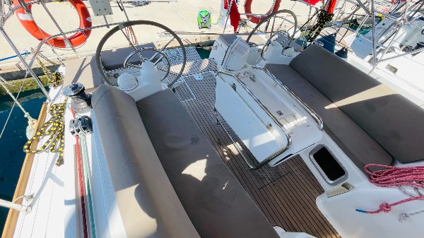 2013 JEANNEAU SUN ODYSSEY 409