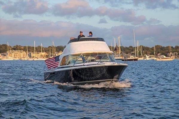 2017 BERTRAM 35