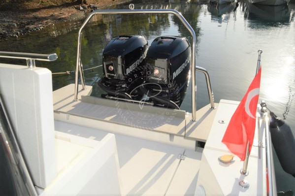 2018 AXOPAR 37 CABIN