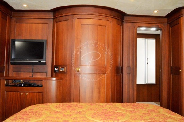 2008 TRAWLER 30M