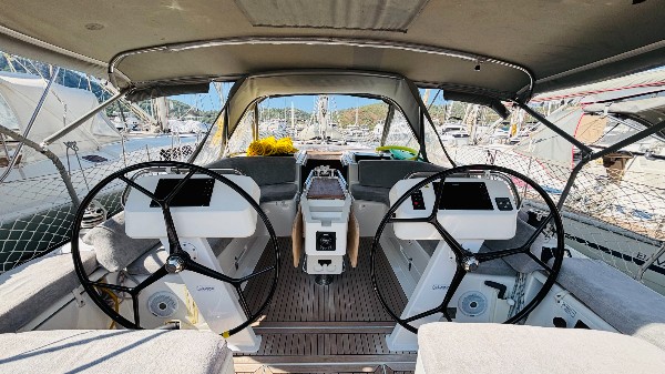 2022 HANSE 458