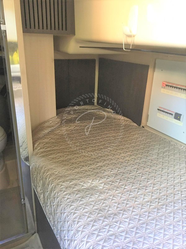 2016 AZIMUT 66 FLY