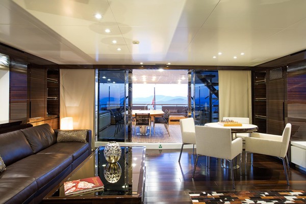 2012 SANLORENZO 38M