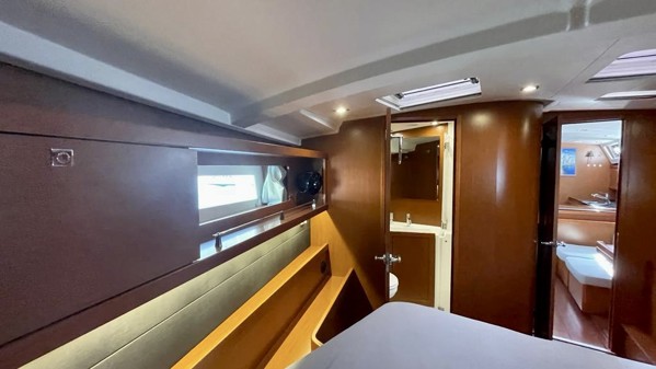 2016 BENETEAU OCEANIS 45