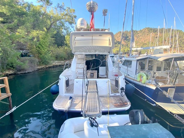 2009 AZIMUT 42