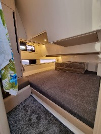 AQUADOR BOATS 400 HT - Küçük Resim
