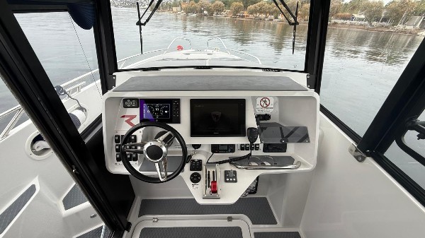 2024 HYDROLIFT X-27 R