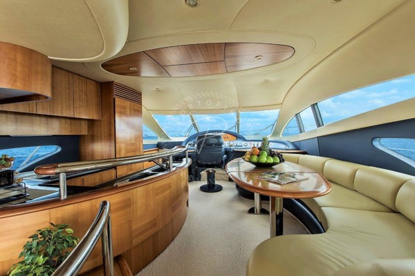 2005 AZIMUT 62